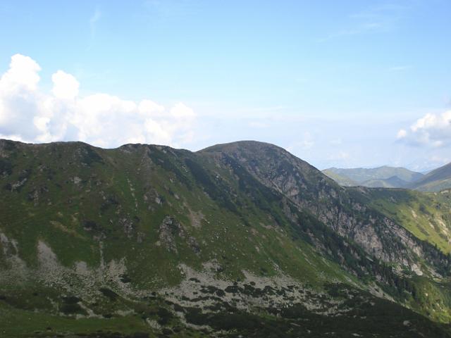 19 Blick zum Lattenberg 2023 m.JPG